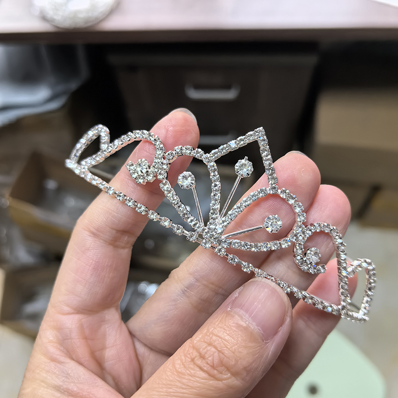 Gümüş Renkli Yapay Elmas Gelin - Wedding Shop incelemesi ve fiyatı