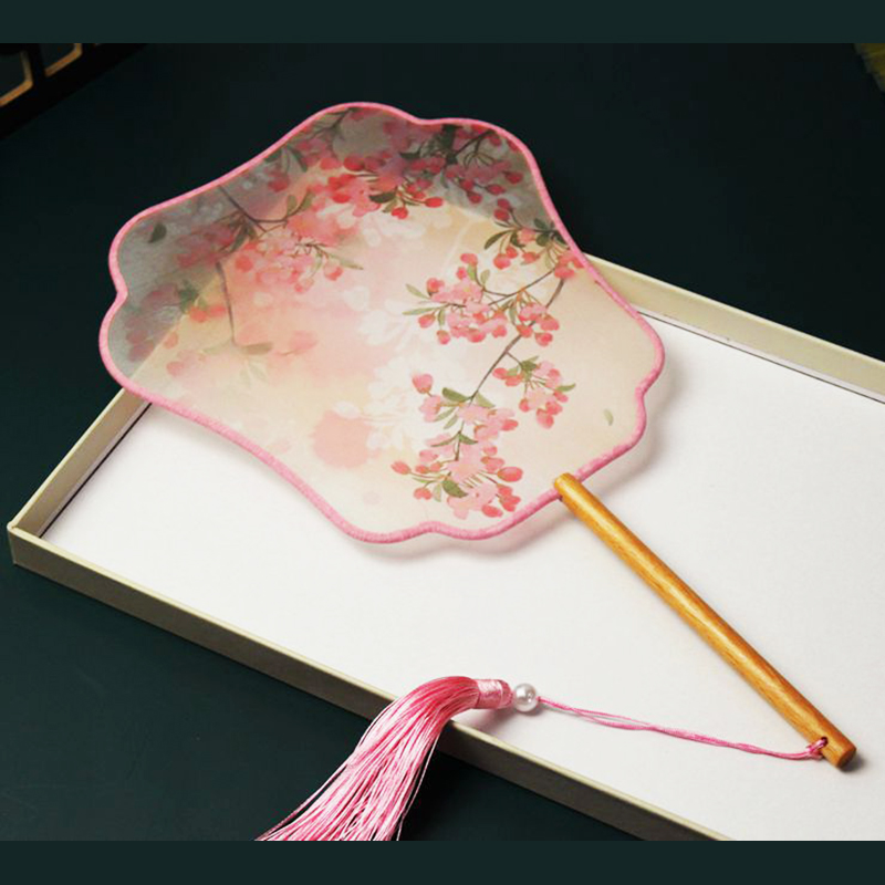 Yeni çin Vintage çiçek nakış y - Wedding Supply List incelemesi ve fiyatı
